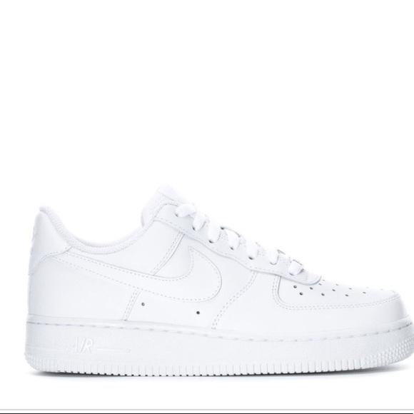 Nike Air Force 1s white women size 7 Nike Air Force 1s white women size 7
